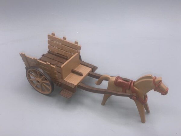 Carro con caballo