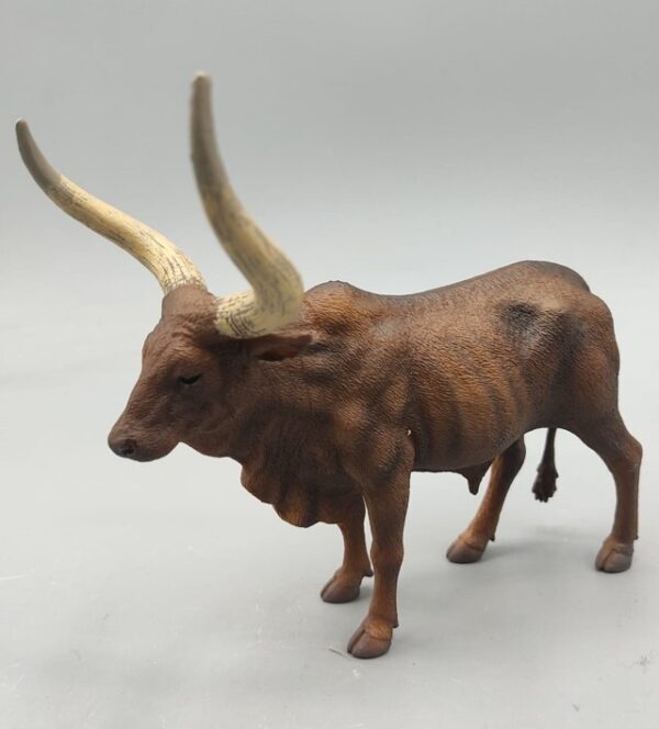Toro WATUSI