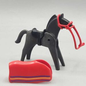 Caballo con manta