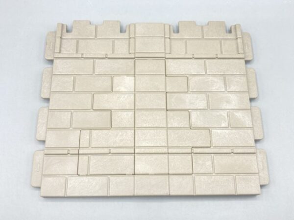 Pared plana, 3 unidades de ancho, agujeró de ruptura y relleno