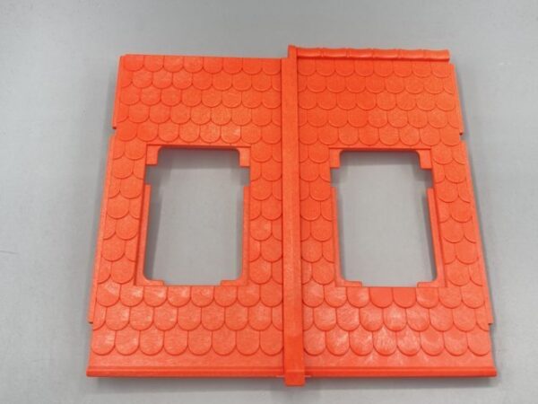 Sección de techo doble ancho con agujeros para ventanas