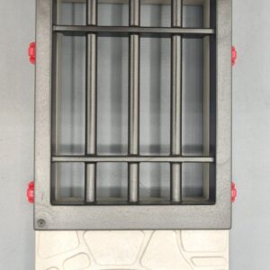 Muro con ventana enrejada liso, de cantería, 1 unidad de ancho (Sistema X)