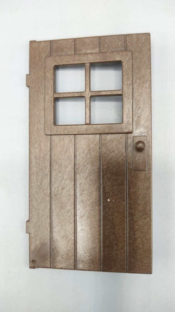 Puerta madera diseño cristales cuadrado