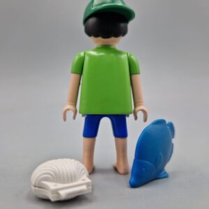 Niño playmobil